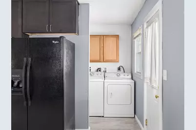1409  Salem Rd, La Crosse, WI 54603 - Photo 8