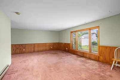 2512  Travis St, La Crosse, WI 54601 - Photo 6