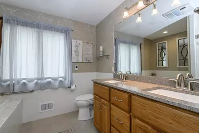 S48W28946  Parke Ln, Genesee, WI 53189 - Photo 44