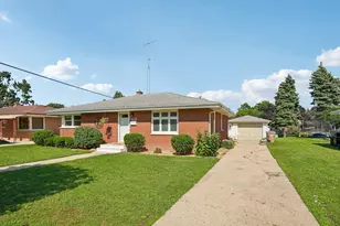 8045 17th Ave, Kenosha, WI 53143 - Photo 4