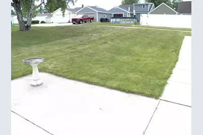 3609  Meadow Ln, Manitowoc, WI 54220 - Photo 30