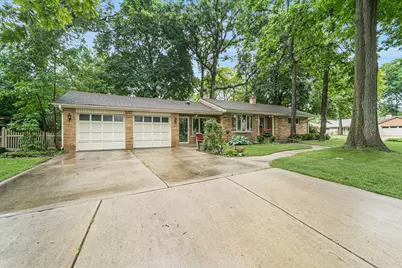 2450 W Wingate Ave, Glendale, WI 53209 - Photo 4