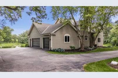 960 S Wayfare Trl, Summit, WI 53066 - Photo 46