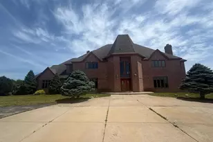 W1183 Siena Cir, Bloomfield, WI 53147 - Photo 2