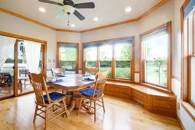 3425  Jackson Dr, Jackson, WI 53037 - Photo 8