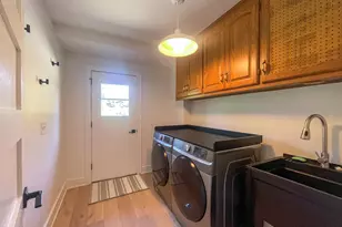 6211 Fisher Ln, Greendale, WI 53129 - Photo 18