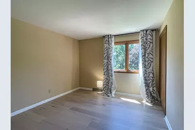 6211  Fisher Ln, Greendale, WI 53129 - Photo 26