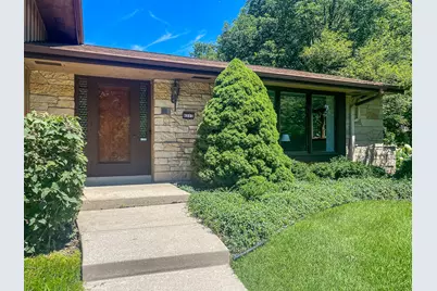 6211  Fisher Ln, Greendale, WI 53129 - Photo 2