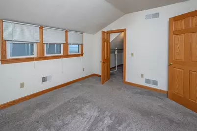 1432 S 78th St, West Allis, WI 53214 - Photo 16