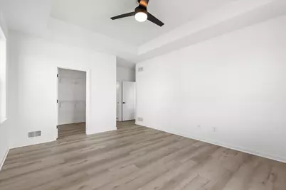 W251N2413  Valleyview Cir, Pewaukee, WI 53072 - Photo 12