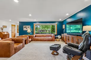 926 Parkview Ln, Mukwonago, WI 53149 - Photo 4