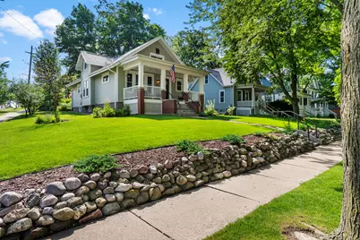 811  Harvey Ave, Watertown, WI 53094 - Photo 1