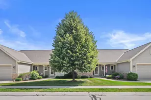 1443 Hidden Waters Cir, West Bend, WI 53095 - Photo 38