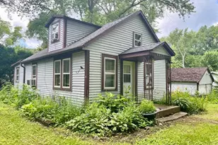 9922 190th Ave, Bristol, WI 53104 - Photo 2