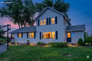 536 89th St, Twin Lakes, WI 53181 - Photo 2