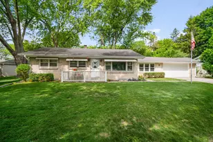 3303 N Knoll Blvd, Wauwatosa, WI 53222 - Photo 1