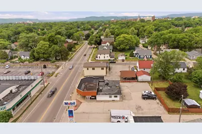 1817  Jackson St, La Crosse, WI 54601 - Photo 32