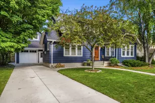 654 N Milwaukee St, Port Washington, WI 53074 - Photo 2