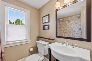 654 N Milwaukee St, Port Washington, WI 53074 - Photo 26