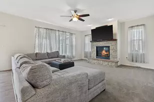 320 W Hunt Ave, Twin Lakes, WI 53181 - Photo 8