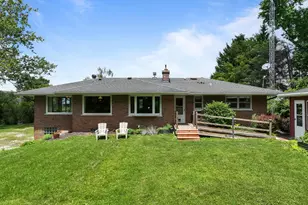5281 Spring Valley Rd, Lyons, WI 53105 - Photo 8