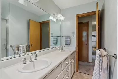 5281  Spring Valley Rd, Lyons, WI 53105 - Photo 66