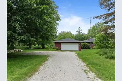 5281  Spring Valley Rd, Lyons, WI 53105 - Photo 24