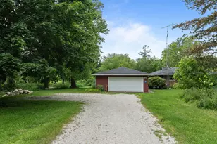 5281 Spring Valley Rd, Lyons, WI 53105 - Photo 24