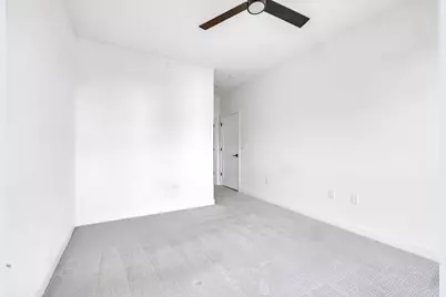 9352 S Alder Pl #104, Oak Creek, WI 53154 - Photo 12