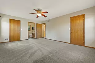 W143N10771 Wooded Hills Dr, Germantown, WI 53022 - Photo 20