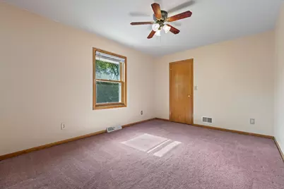 W143N10771  Wooded Hills Dr, Germantown, WI 53022 - Photo 24