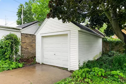 4109 N 39th St, Milwaukee, WI 53216 - Photo 36