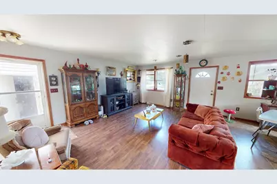 1911  Flambeau St, Manitowoc, WI 54220 - Photo 8