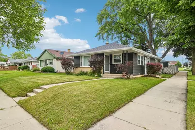 2223  Grove Ave, Racine, WI 53405 - Photo 2
