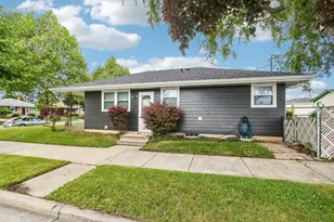 2223 Grove Ave, Racine, WI 53405 - Photo 4