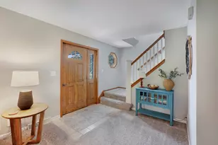 N30W23511 Greenfield Ct, Pewaukee, WI 53072 - Photo 16