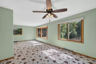 3217 Southwood Dr, Racine, WI 53406 - Photo 10