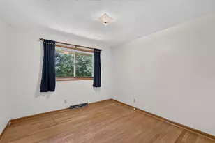 3217 Southwood Dr, Racine, WI 53406 - Photo 16