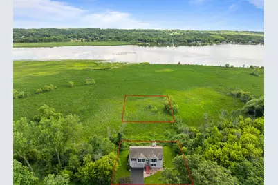 W3647  Lakeview Dr, Geneva, WI 53147 - Photo 6