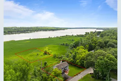W3647  Lakeview Dr, Geneva, WI 53147 - Photo 4
