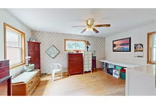 2402 S 9th St, Manitowoc, WI 54220 - Photo 4