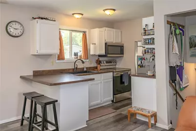 403  Mourning Dove St, Rockland, WI 54653 - Photo 6