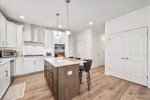 405 Canon Dr, Geneva, WI 53147 - Photo 12