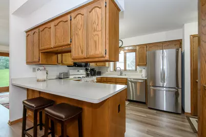W178N9858  Riversbend Cir #D-95, Germantown, WI 53022 - Photo 4