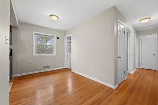 W126N7009 Highland Dr, Menomonee Falls, WI 53051 - Photo 8