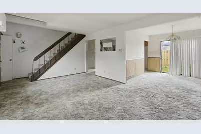 10156 W Kiehnau Ave, Milwaukee, WI 53224 - Photo 14