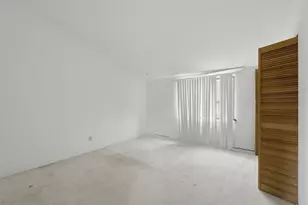 10156 W Kiehnau Ave, Milwaukee, WI 53224 - Photo 20