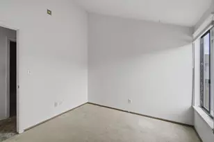 10156 W Kiehnau Ave, Milwaukee, WI 53224 - Photo 18