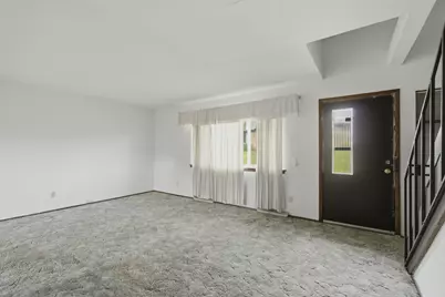 10156 W Kiehnau Ave, Milwaukee, WI 53224 - Photo 12