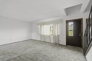 10156 W Kiehnau Ave, Milwaukee, WI 53224 - Photo 12